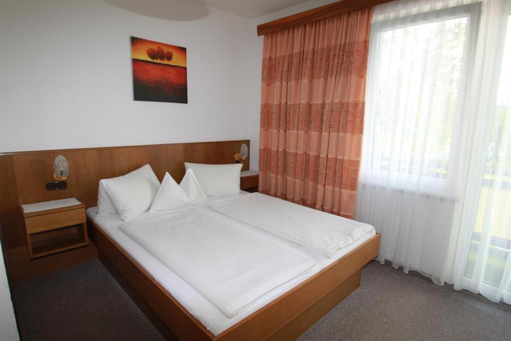 Pension Sonnenschein Sankt Kanzian am Klopeiner See Luaran gambar
